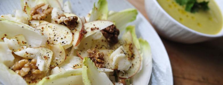 Menu végétarien|Salade endives pommes noix et roquefort