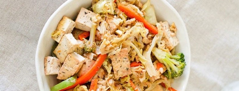 recette vegetarienne saute tofu legumes