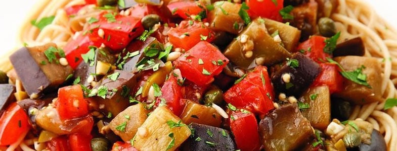 recette-vegetarienne-pates-aubergines-tomates