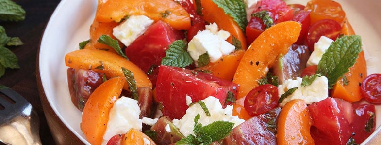 recette-vegetarienne-salade-tomates-abricots