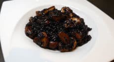 recette-vegetarienne-risotto-noir-champignons