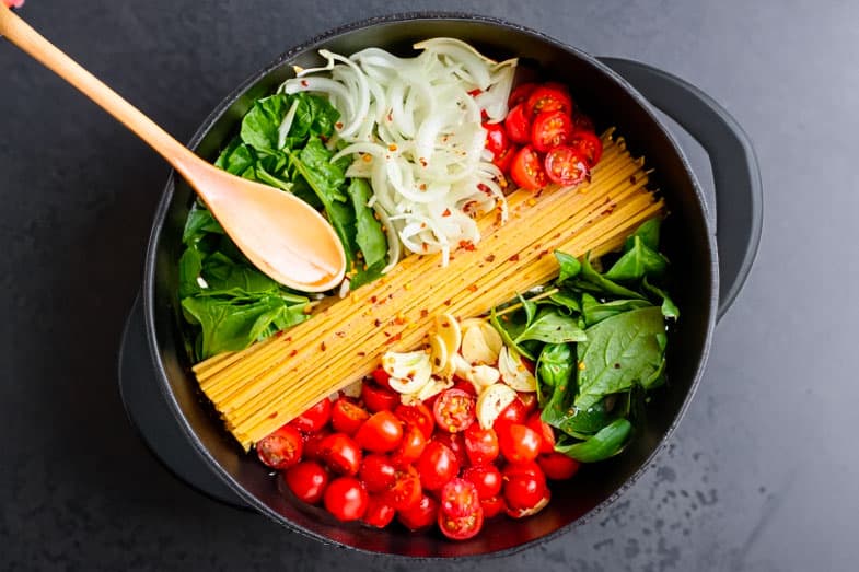 recette-vegetarienne-one-pot-pasta-tomates-cerises