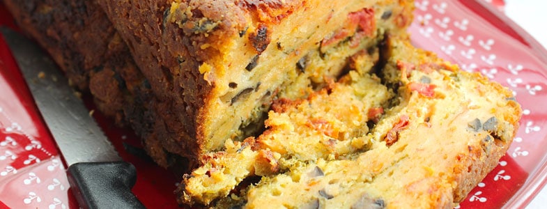 Recette vegan cake aux tomates séchées et olives