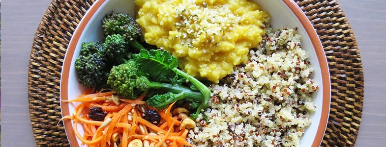 Recette Buddha bowl quinoa, lentilles corail et carottes
