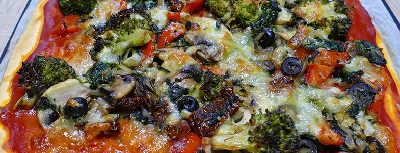recette-vegetarienne-pizza-legumes-grilles