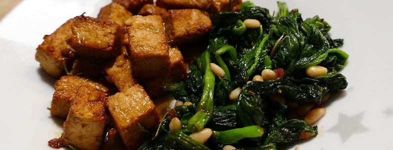 recette-vegetarienne-tofu-grille-epinards
