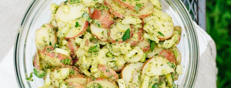 recette vegetarienne salade pommes terre herbes