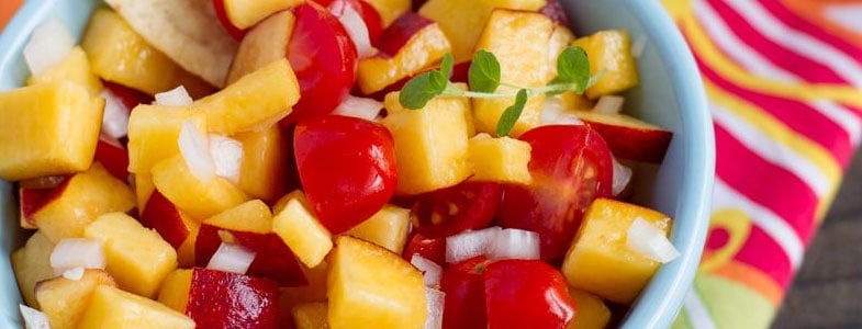 recette-vegetarienne-salade-tomates-peches