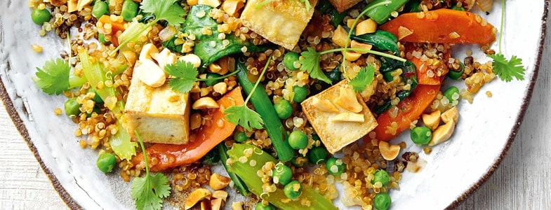 recette-vegetarienne-saute-quinoa-tofu-legumes