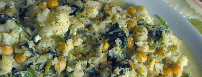 recette-vegetarienne-curry-chou-fleur-pois-chiches-epinards