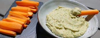 recette-vegetarienne-houmous-fanes-carottes