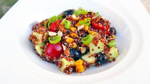 Salade de quinoa rouge d'été