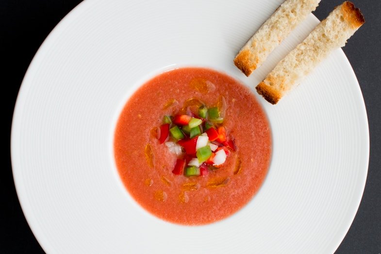 recette-vegan-soupe-froide-tomates