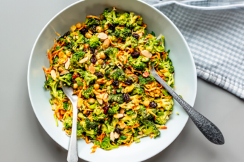 Menu végétarien | Salade de pois chiches au curry et brocoli