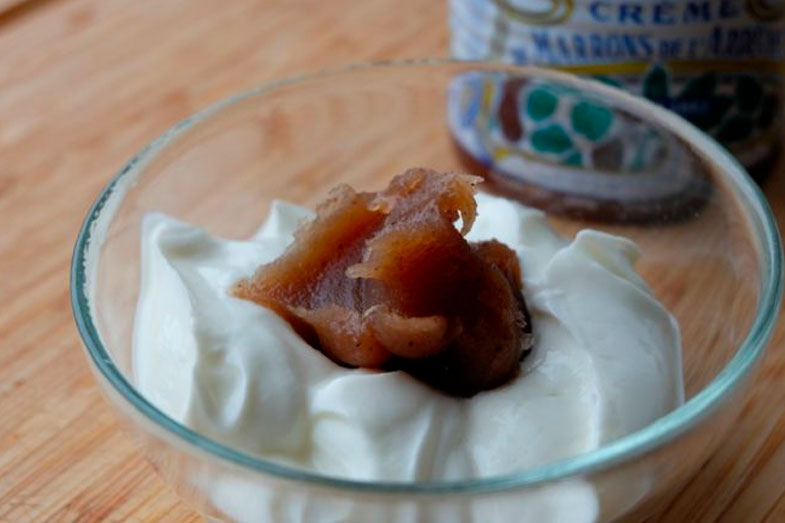 recette-vegetarienne-yaourt-creme-marron