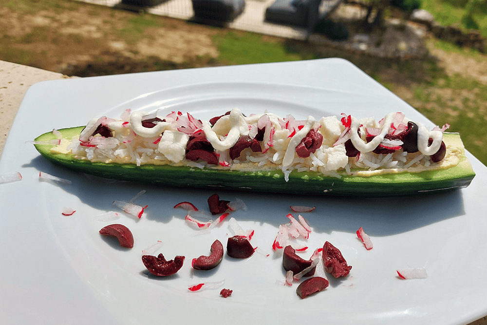 recette-vegetarienne-concombres-garnis-printemps