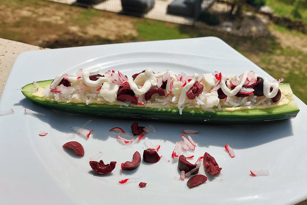 recette-vegetarienne-concombres-garnis-printemps