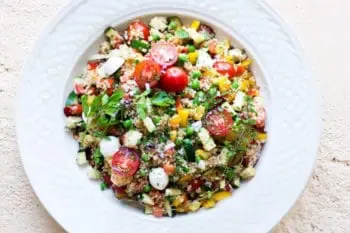 recette-vegetarienne-salade-quinoa-mozzarella-ete