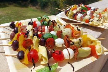 recette-vegetarienne-brochettes-antipasti